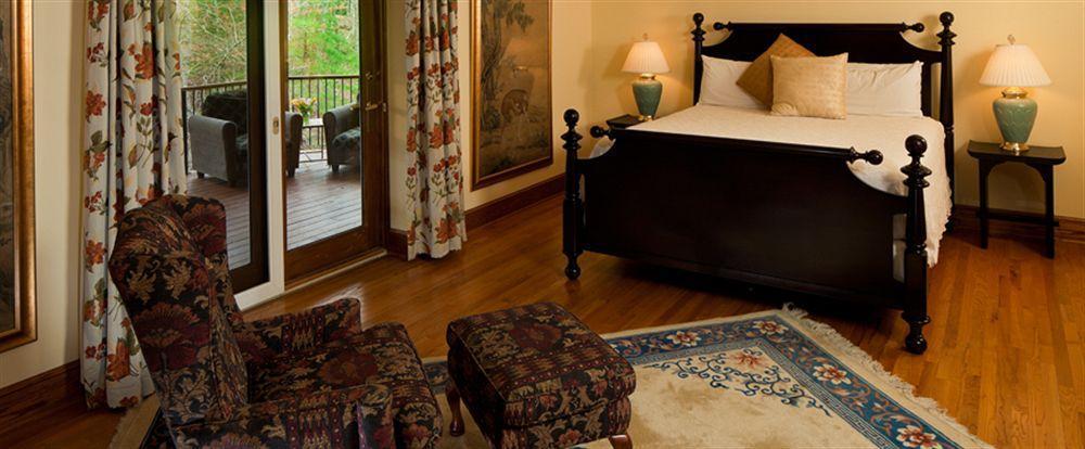 Lodge On Lake Lure Exterior foto